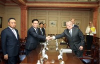 pho thu tuong vuong dinh hue lam viec voi cac doanh nghiep hang dau hoa ky