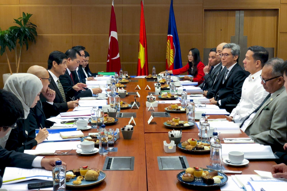 viet nam ban giao chu chu tich uy ban asean tai tho nhi ky