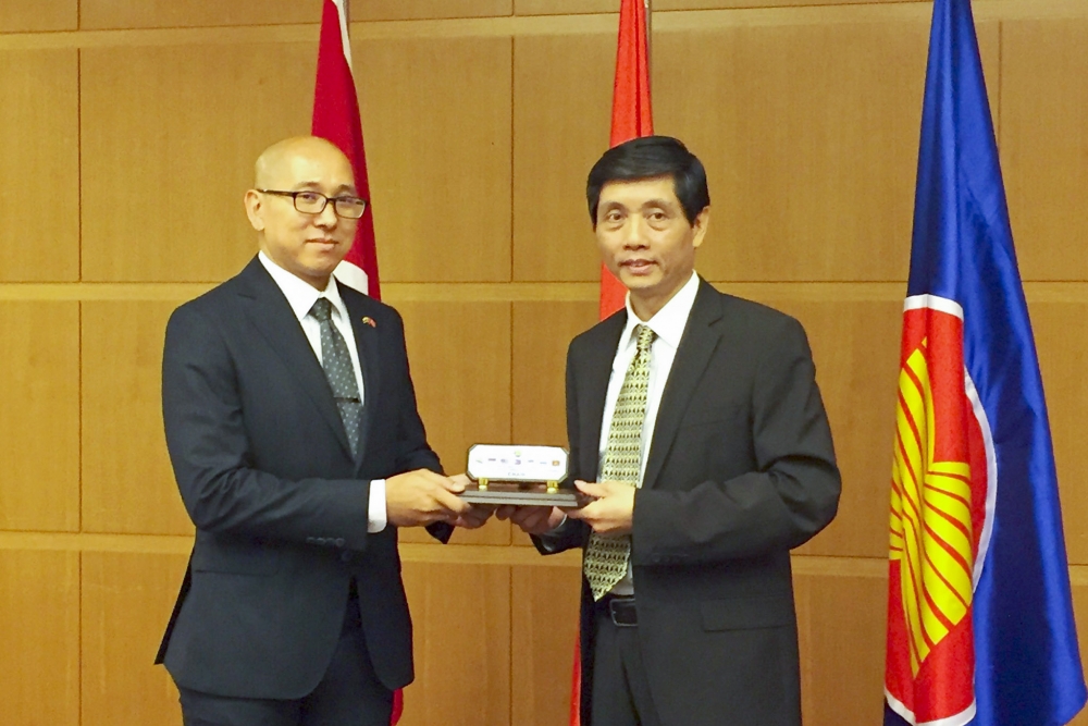 viet nam ban giao chu chu tich uy ban asean tai tho nhi ky