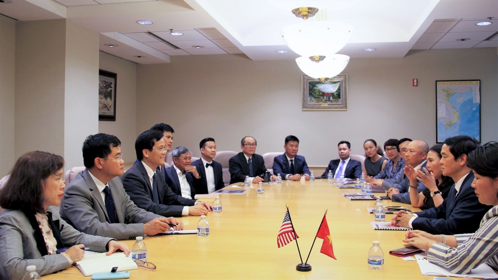 dai su ha kim ngoc tiep doan doanh nghiep viet nam tham du dien dan dau tu vao hoa ky