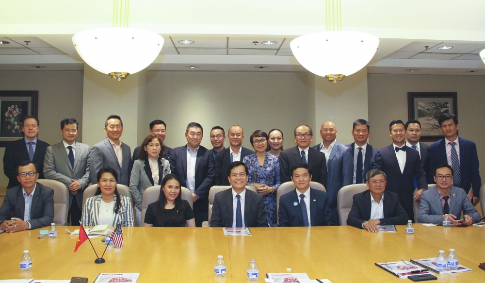 dai su ha kim ngoc tiep doan doanh nghiep viet nam tham du dien dan dau tu vao hoa ky