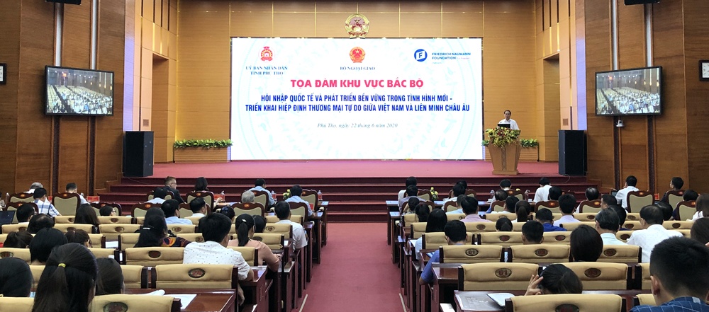thu truong thuong truc bui thanh son tham va lam viec tai tinh phu tho 4