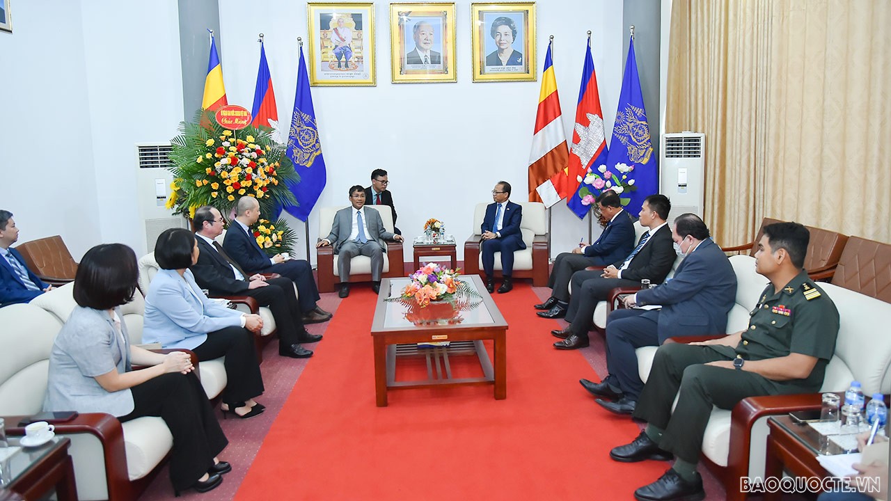 Chúc mừng nhân dịp kỷ niệm 55 năm Ngày thiết lập quan hệ ngoại giao Việt Nam-Campuchia