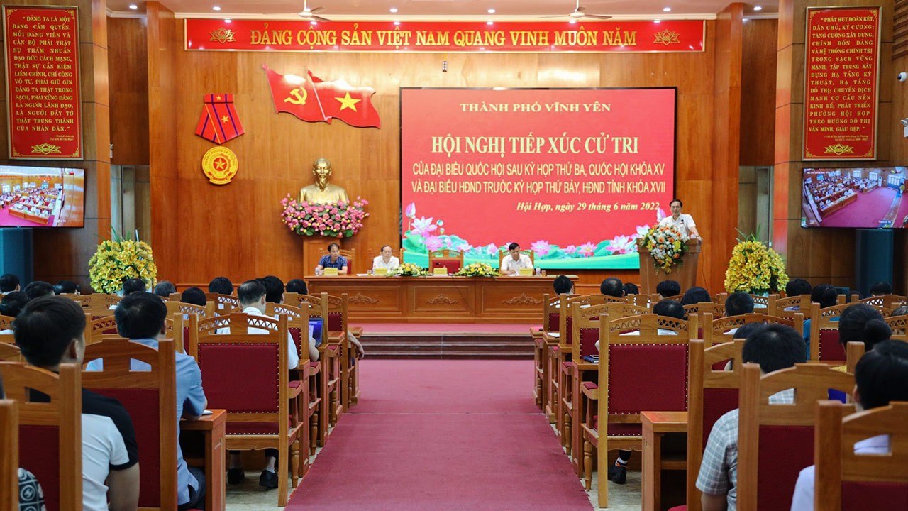 Bộ trưởng Ngoại giao Bùi Thanh Sơn tiếp xúc cử tri tại TP Vĩnh Yên, tỉnh Vĩnh Phúc