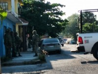 canh sat an do da tieu diet 6 tay sung kplt