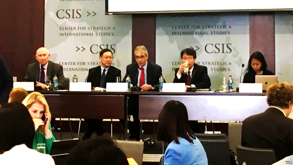 phan quyet cua toa trong tai mang tinh buoc ngoat