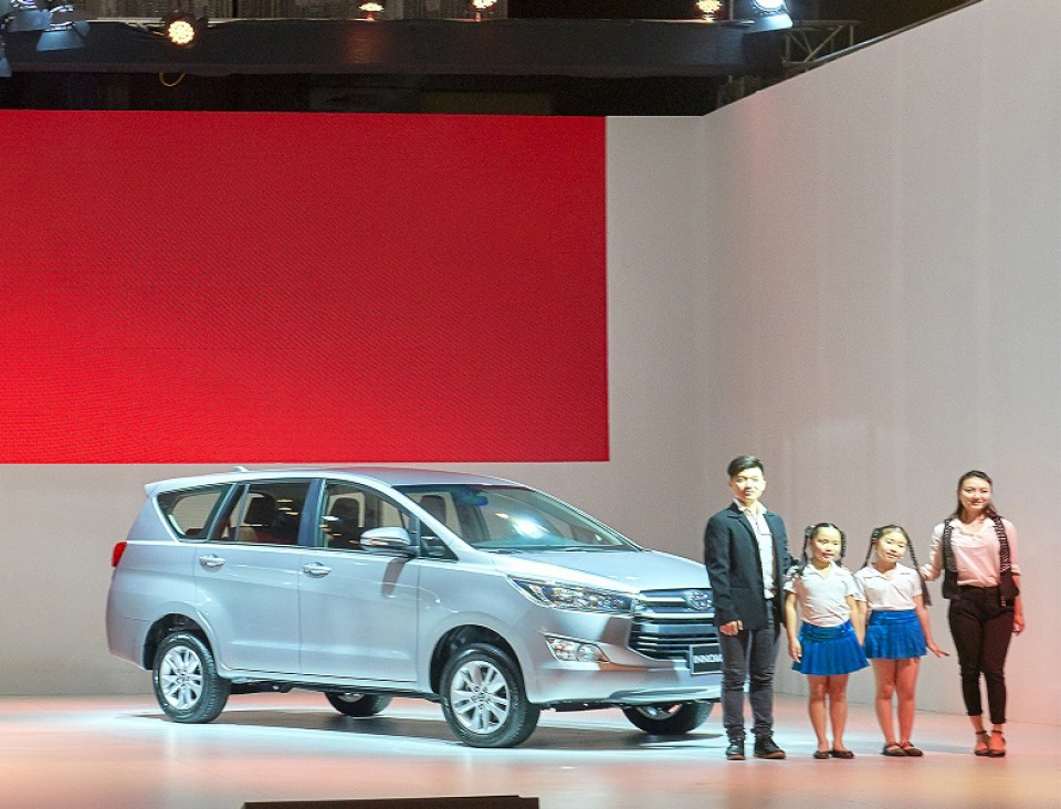 toyota innova the he moi co ty le noi dia hoa gan 40