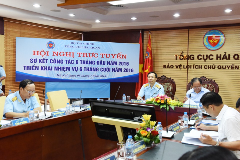 Tổng cục Hải quan thu nộp 60 tỉ Đồng từ xử lý vi phạm tong cuc hai quan thu nop 60 ti dong tu xu ly vi pham