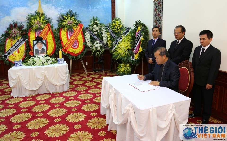 lanh dao bo ngoai giao vieng nguyen chu tich quoc hoi lao saman viyaket