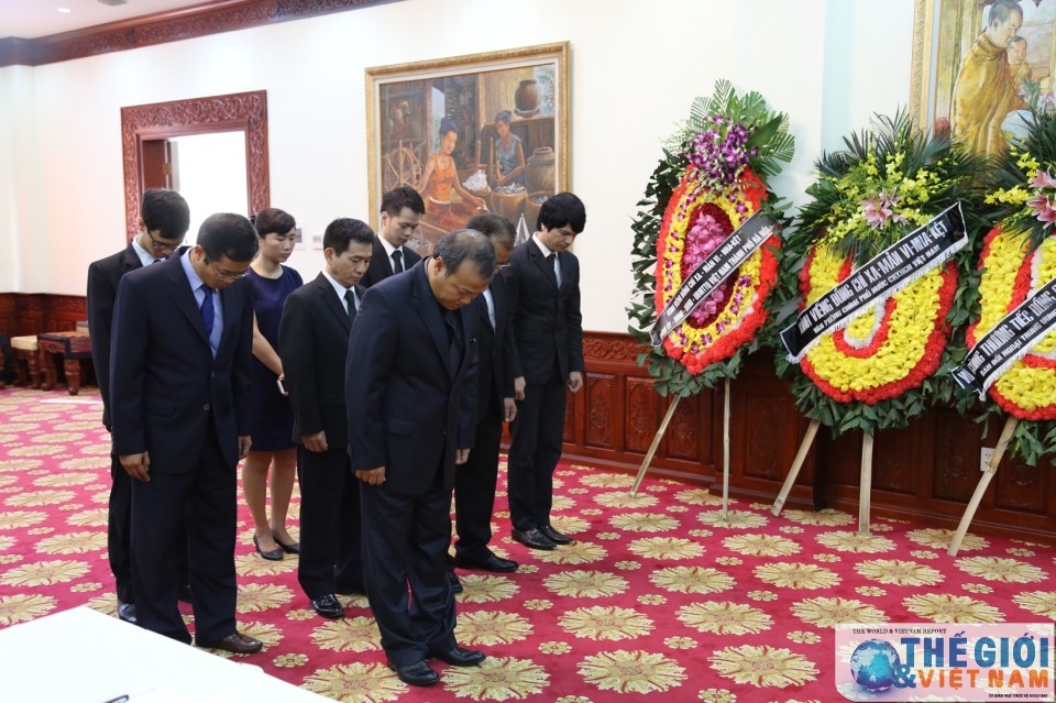 lanh dao bo ngoai giao vieng nguyen chu tich quoc hoi lao saman viyaket