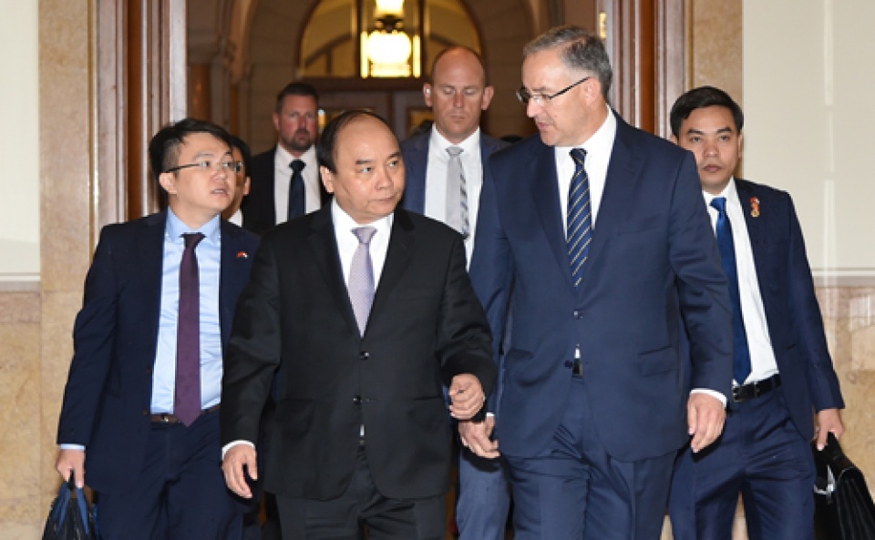 thu tuong tham rotterdam va lam viec voi mot so tap tai chinh ha lan