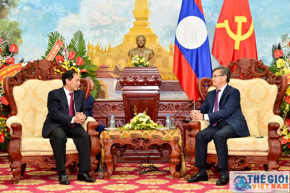 chuc mung nam doan ket huu nghi viet nam lao