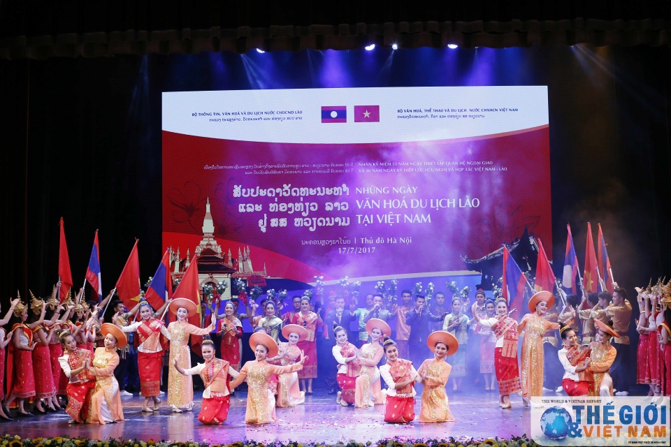 khai mac nhung ngay van hoa du lich lao tai viet nam