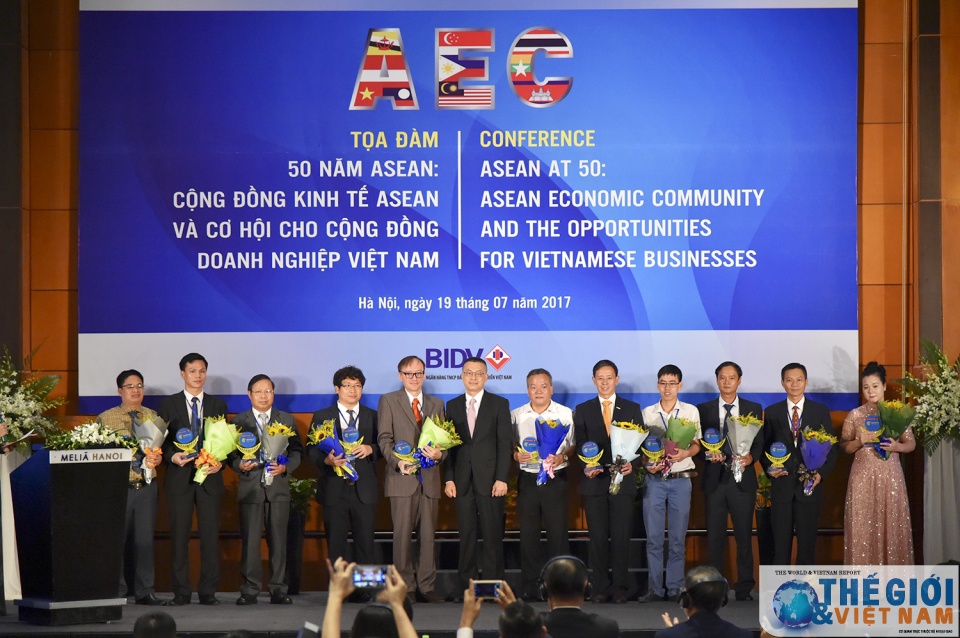 truc tuyen be mac toa dam 50 nam asean aec va co hoi cho cong dong doanh nghiep viet nam