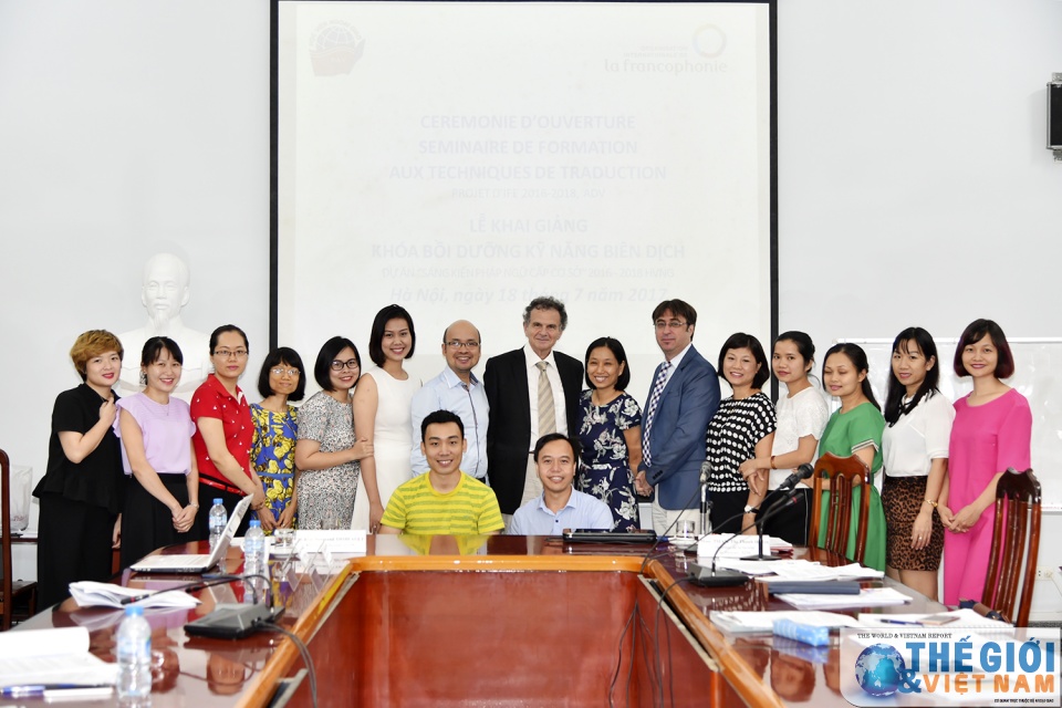 Khai giảng khóa đào tạo nâng cao kỹ năng biên dịch tiếng Pháp tin nhap 20170720104748