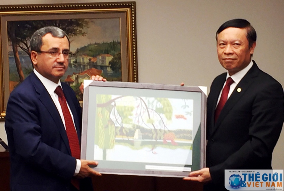 trao doi hop tac cong tac thong tin doi ngoai viet nam tho nhi ky