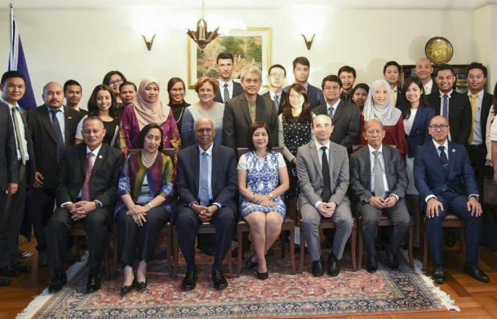 tang cuong hieu biet giua can bo ngoai giao asean va tho nhi ky