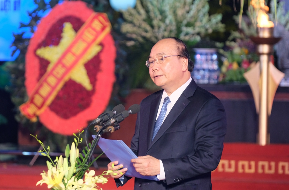 Khai trương Cổng thông tin điện tử về liệt sĩ, mộ liệt sĩ và nghĩa trang liệt sĩ khai truong cong thong tin dien tu ve liet si mo liet si va nghia trang liet si