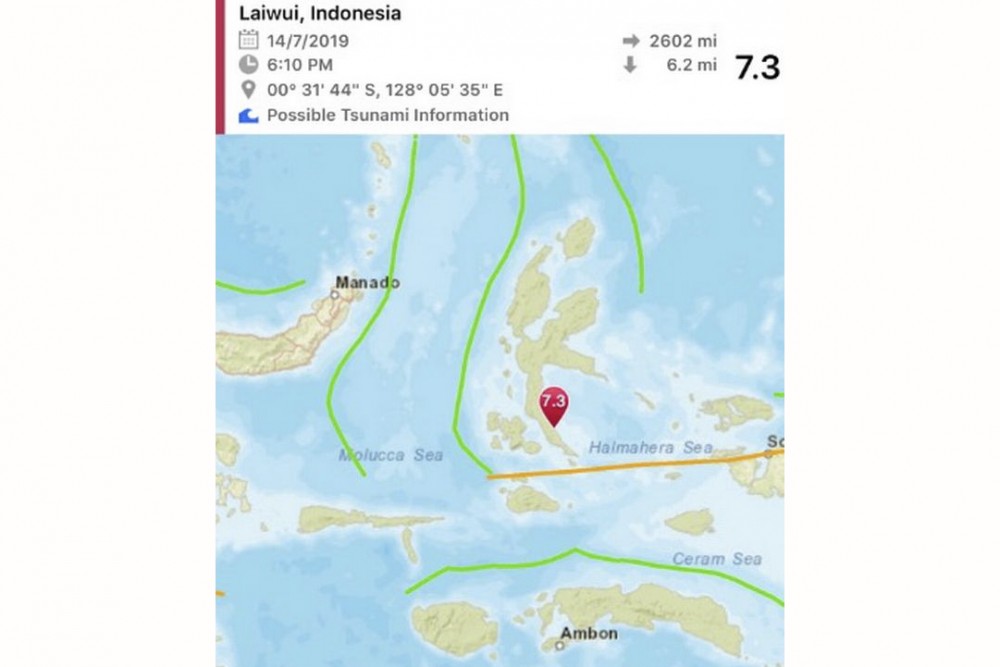 Động đất 7,3 độ ở Indonesi khiến một số ngôi nhà bị phá hủy