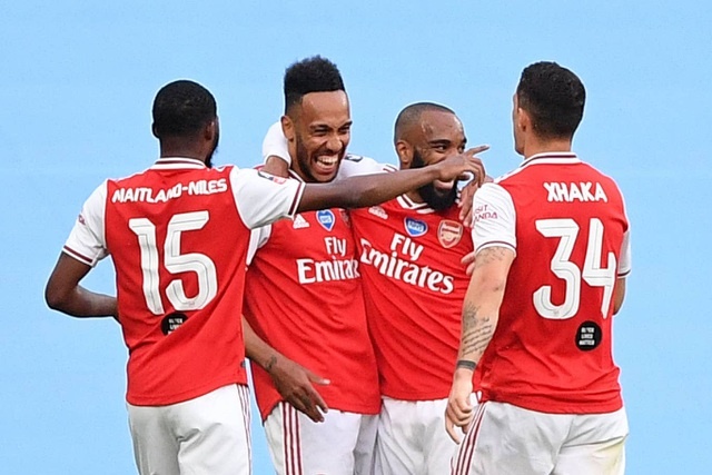 ban ket fa cup arsenal tra thu thanh cong truoc man city 7