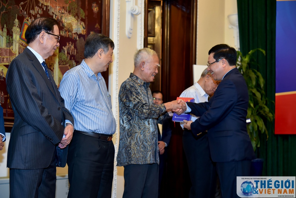 le ra mat sach 25 nam viet nam tham gia asean qua goc nhin cua nguoi trong cuoc 11