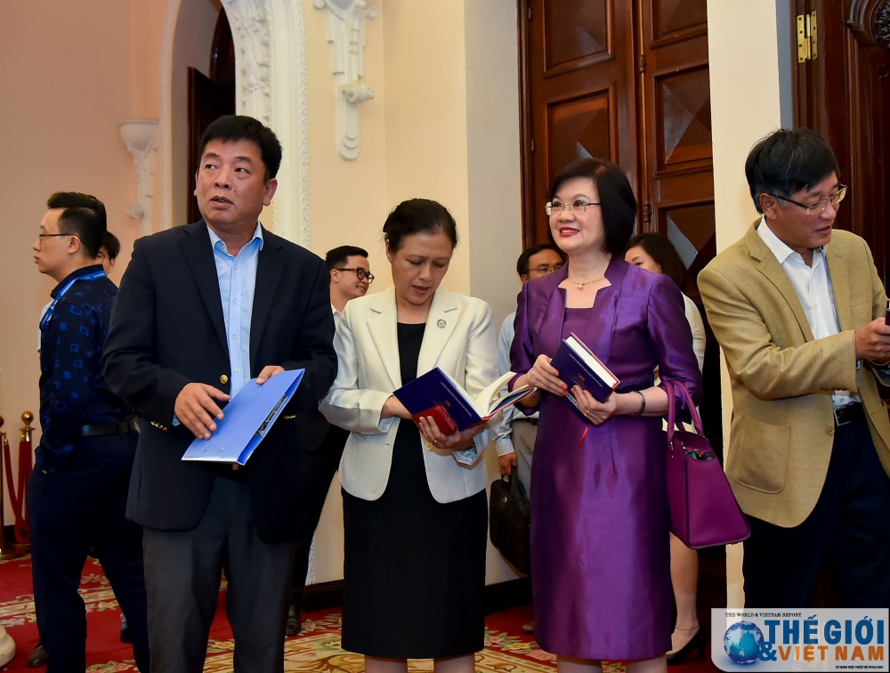 le ra mat sach 25 nam viet nam tham gia asean qua goc nhin cua nguoi trong cuoc 4