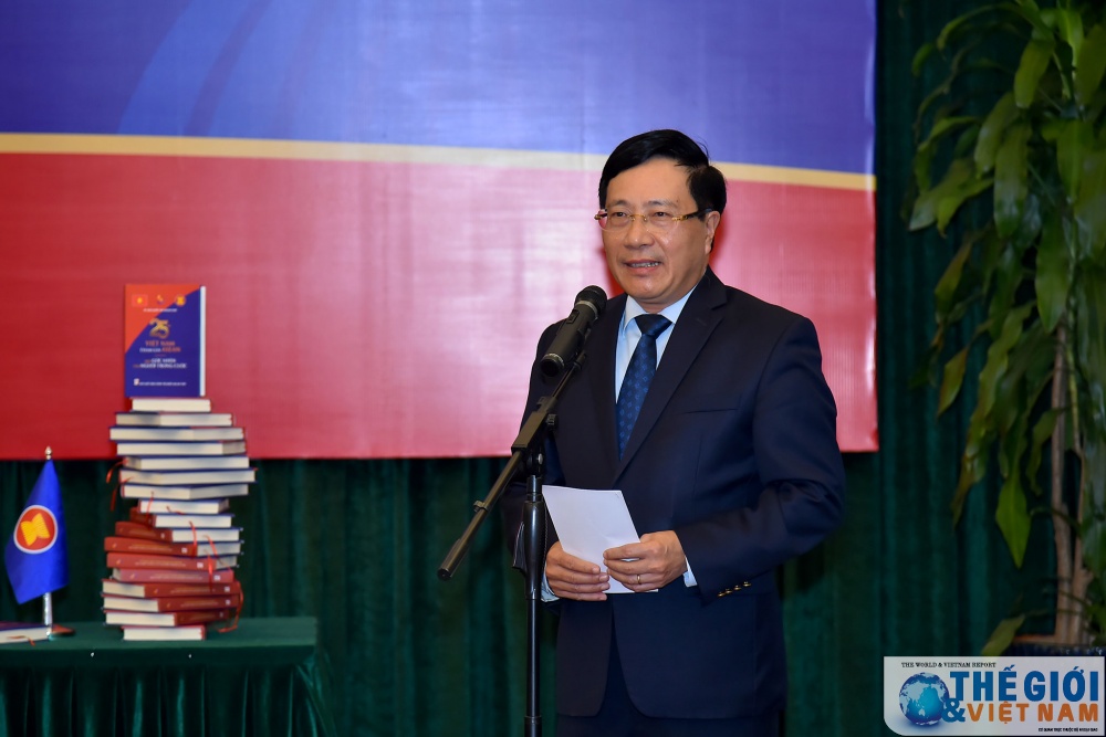 le ra mat sach 25 nam viet nam tham gia asean qua goc nhin cua nguoi trong cuoc 5