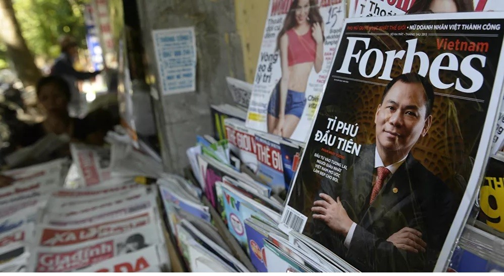 Chứng khoán tăng mạnh, Bảng xếp hạng mười người giàu nhất sàn chứng khoán Việt Nam thay đổi. (Nguồn: vn.sputniknews.com)