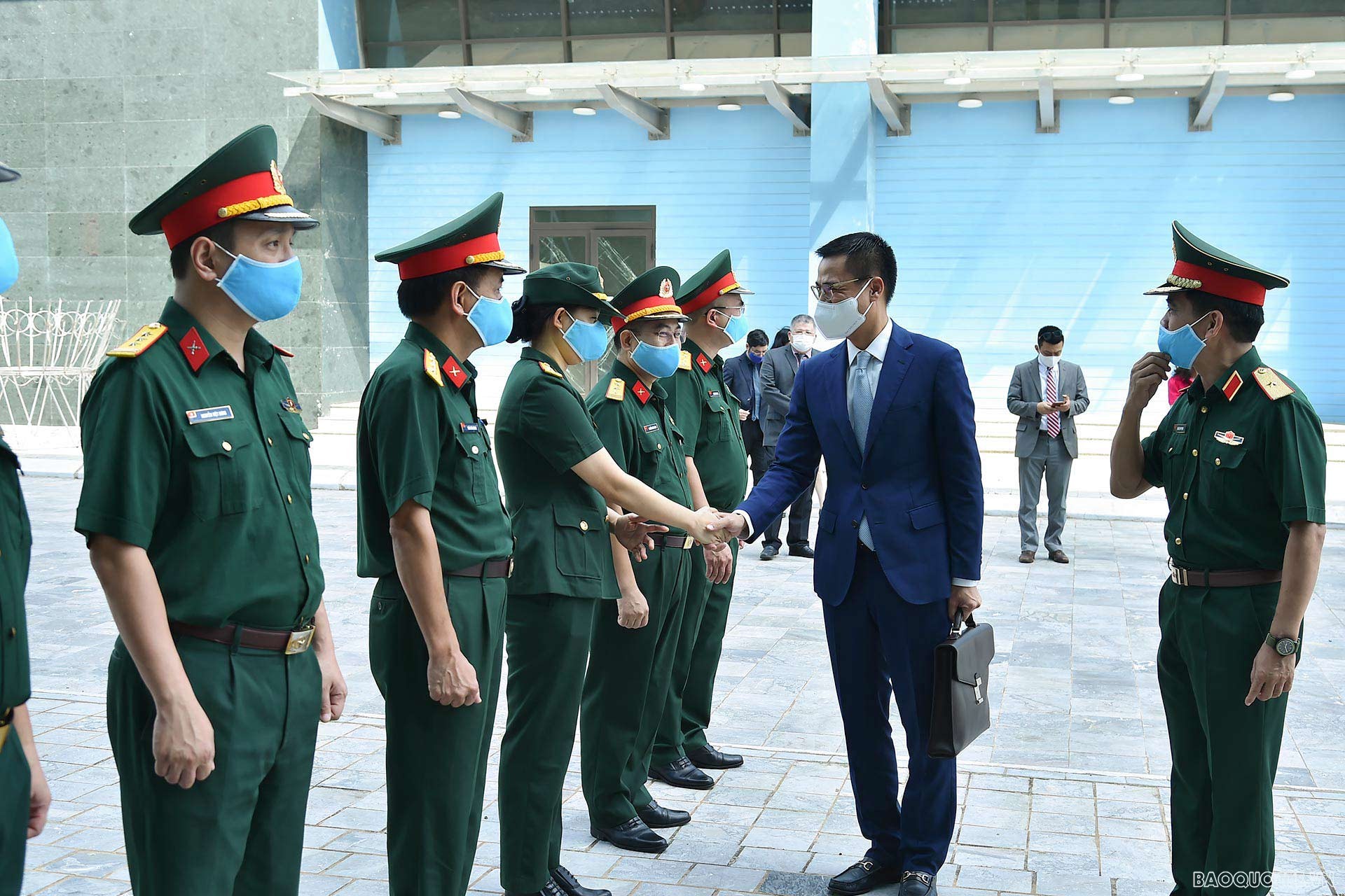 Thứ trưởng Ngoại giao Đặng Hoàng Giang làm việc với Cục Gìn giữ hòa bình Việt Nam