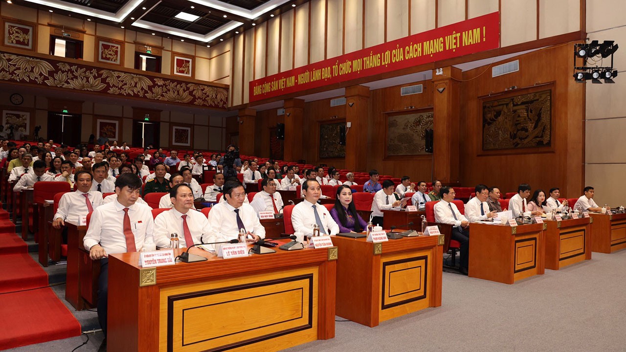 Bộ trưởng Ngoại giao Bùi Thanh Sơn dự Kỳ họp thứ 7, HĐND tỉnh Vĩnh Phúc Bộ trưởng Ngoại giao Bùi Thanh Sơn dự Kỳ họp thứ 7, HĐND tỉnh Vĩnh Phúc