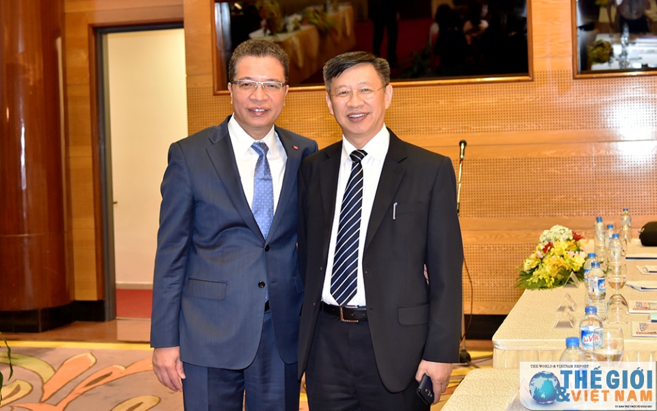 mot so hinh anh ben le hnng 29 nang cao hieu qua ngoai giao phuc vu phat trien tiep