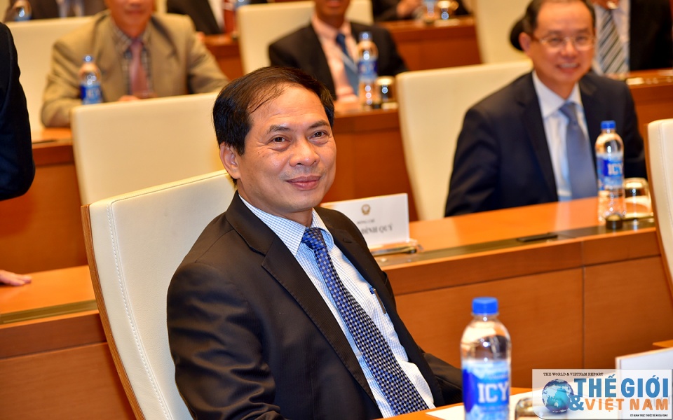 mot so hinh anh ben le chu tich quoc hoi tiep doan cac dai su viet nam o nuoc ngoai