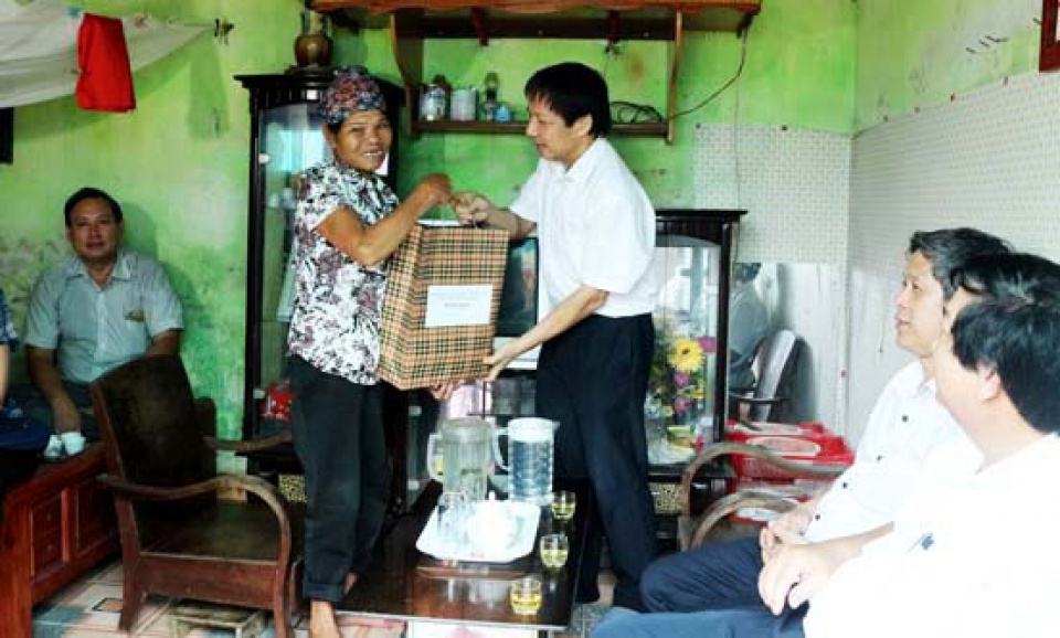 cong doan bo ngoai giao voi hoat dong ve nguon