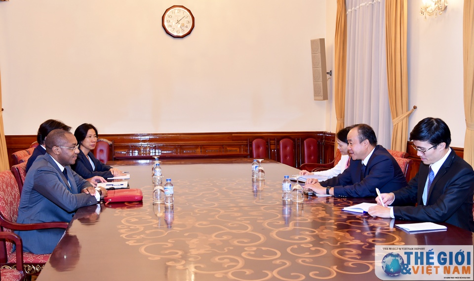 viet nam coi trong quan he voi lhq va to chuc quoc te phap ngu