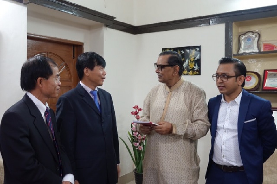 Việt Nam - Bangladesh: phấn đấu đạt 1 tỷ USD kim ngạch thương mại tin nhap 20170807113333
