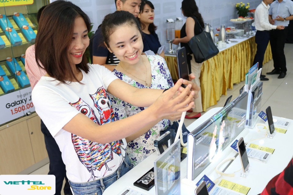 Galaxy S8 chỉ còn 12.490.000 đồng tin nhap 20170810135256