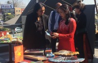 dai su viet nam trinh quoc thu len tong thong botswana