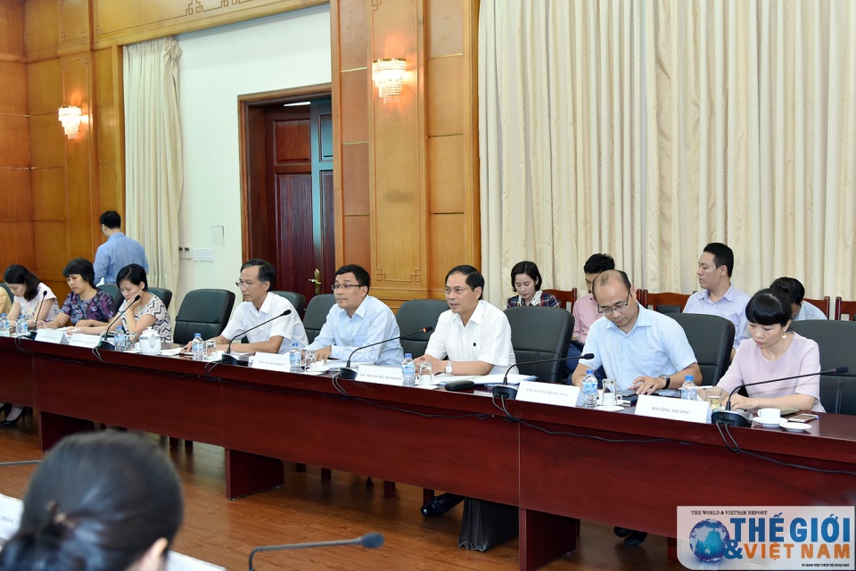 Đẩy mạnh công tác chuẩn bị cho Tuần lễ Cấp cao APEC và Hội nghị SOM 3 day manh cong tac chuan bi cho tuan le cap cao apec va hoi nghi som 3