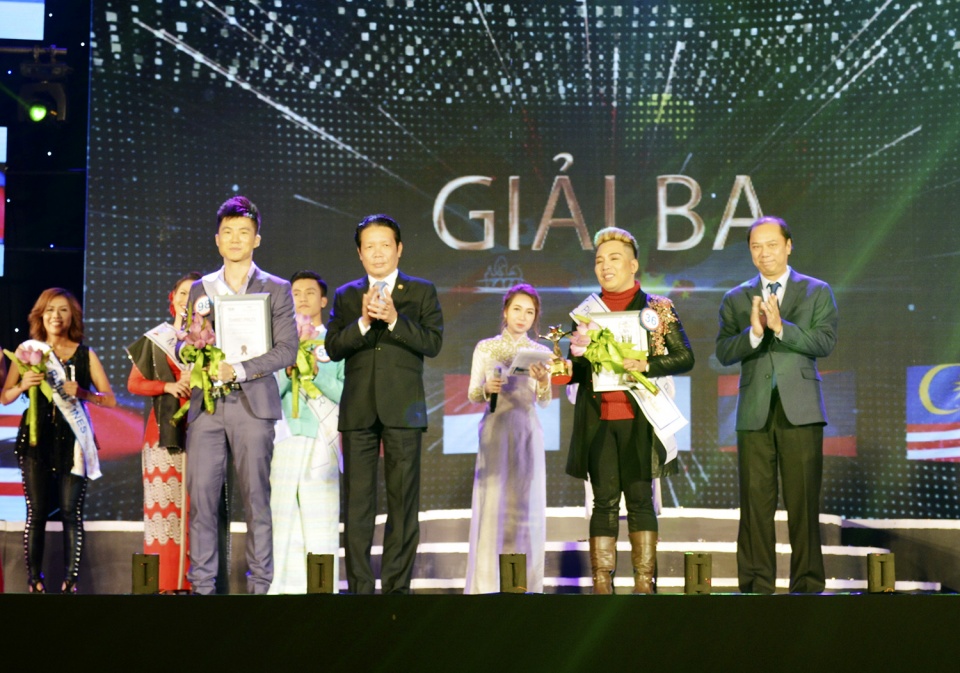 chung ket tieng hat asean3