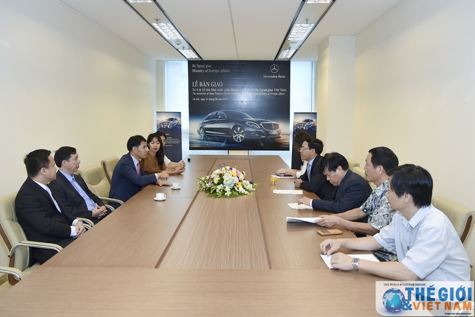 Bàn giao 25 xe ô tô Mercedes S400L Star phục vụ lễ tân Nhà nước ban giao 25 xe o to mercedes s400l star phuc vu le tan nha nuoc