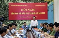 Họp khẩn ứng phó bão số 7