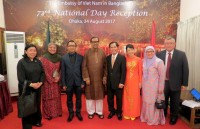 khong de dan toc chien dau trong vong vay