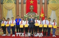 who canh bao thieu nien qua it van dong the chat