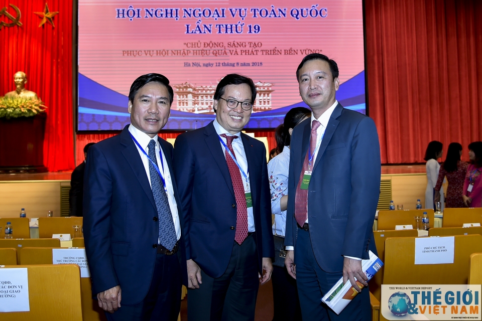 nhung hinh anh ben le hoi nghi ngoai vu lan thu 19