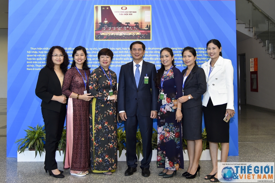 nhung hinh anh ben le hoi nghi ngoai vu lan thu 19