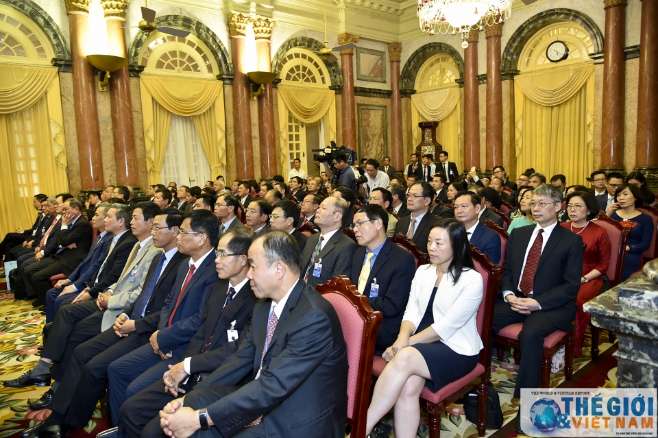 chu tich nuoc tiep doan truong cac co quan dai dien viet nam o nuoc ngoai