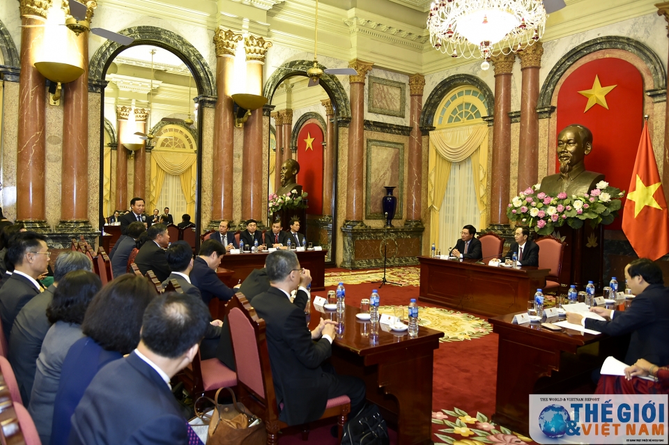 chu tich nuoc tiep doan truong cac co quan dai dien viet nam o nuoc ngoai