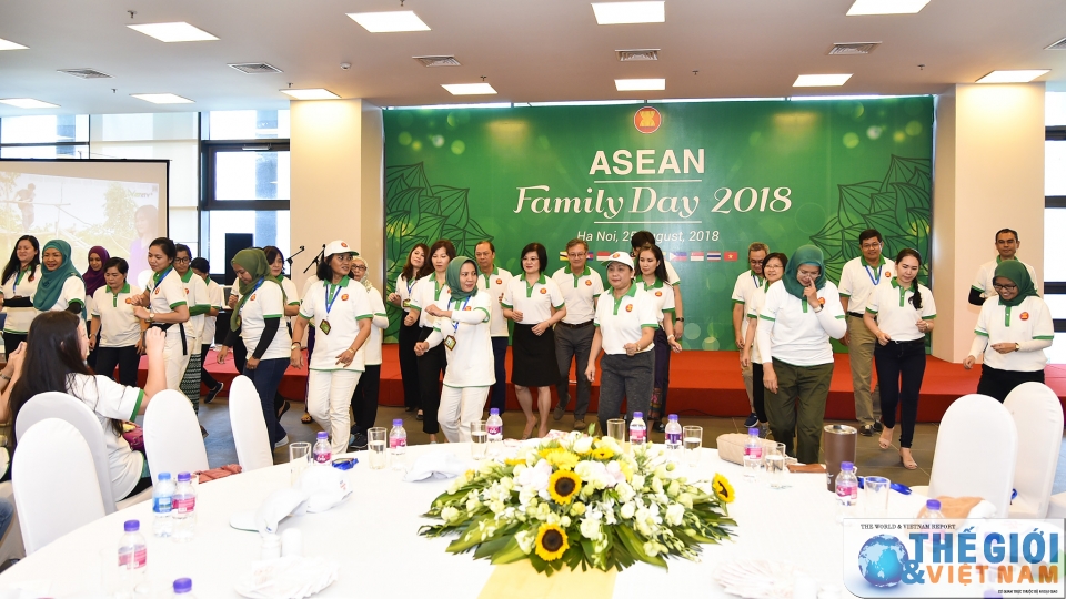 dai gia dinh asean chung vui ngay hoi doan ket