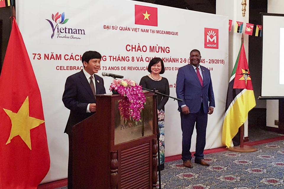 ky niem 73 nam cach mang thang tam va quoc khanh 29 tai mozambique