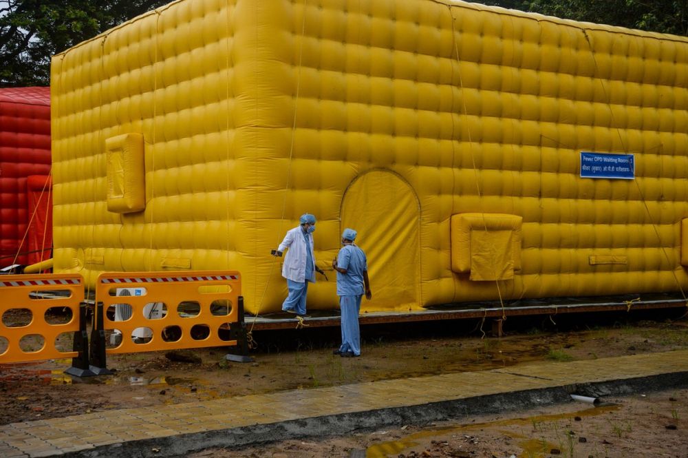 anh an tuong tuan 277 28 chu tich trieu tien tang sung cho si quan deo khau trang di hop dem va chay dua tim vaccine covid 19 6